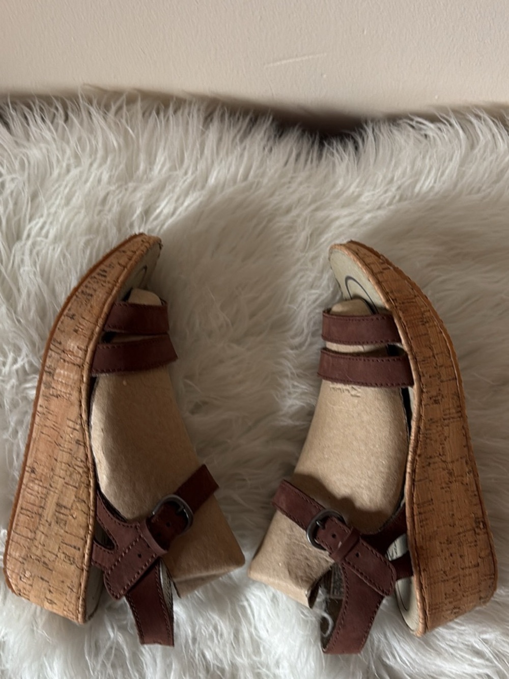 Eddie Bauer Dark Brown Triple-Strap Slingback Sandals - Picture 5 of 9